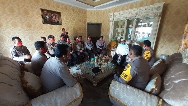 Anjangsana ke Pensiunan Polri dan Warakauri Dalam Rangka HUT Bhayangkara ke-74, Polres Siak Ucapkan Terimakasih (foto/int)