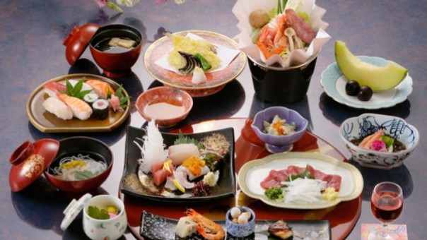 6 Kebiasaan Makanan Yang Membantu Wanita Jepang Tetap Langsing