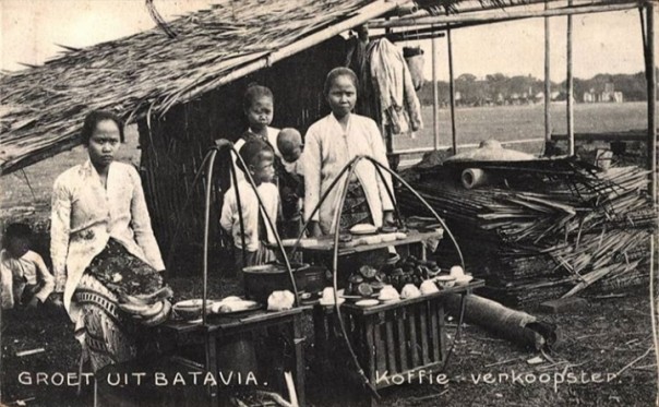 Potret Jadul Penjual Kopi di Batavia Saat Era Penjajahan Belanda, Netizen Sebut Ini (foto/int)