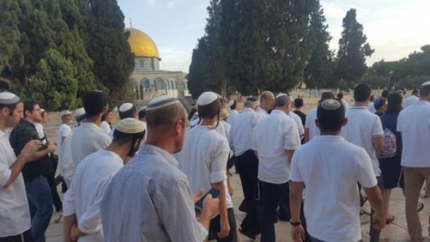 Rabi dan Pemukim Ekstrimis Yahudi Nodai Kesucian Masjidil Aqsa