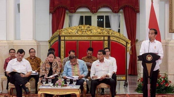 Jokowi dan Menteri (int)