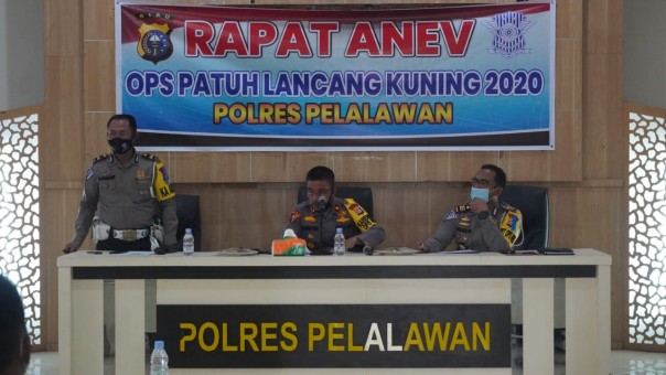Evaluasi, Polres Pelalawan Gelar Rapat Anev Operasi Patuh (foto/Ardi)