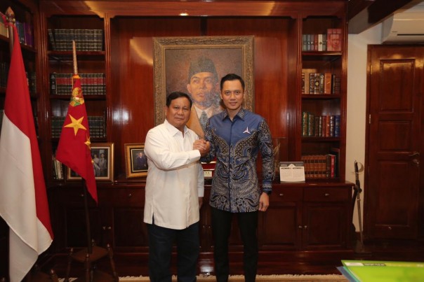 Ketum Demokrat Agus Harimurti Yudhoyono saat bertemu Ketum Gerindra, Prabowo Subianto