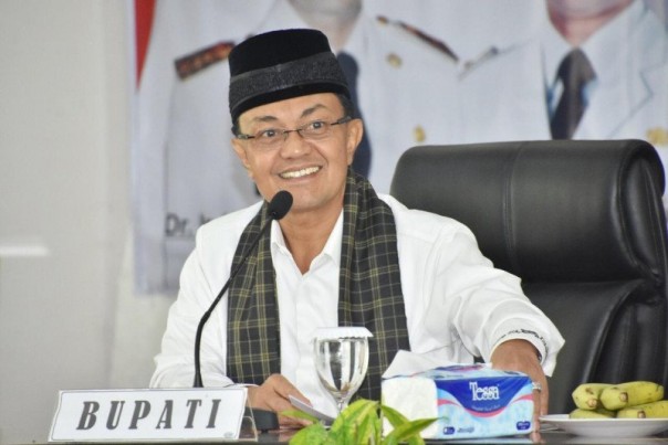 Bupati Agam, Indra Catri