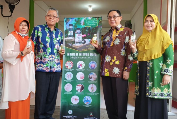 Grand Opening, Bupati Inhil Resmikan Prof's Coffee di Pekanbaru (foto/int)