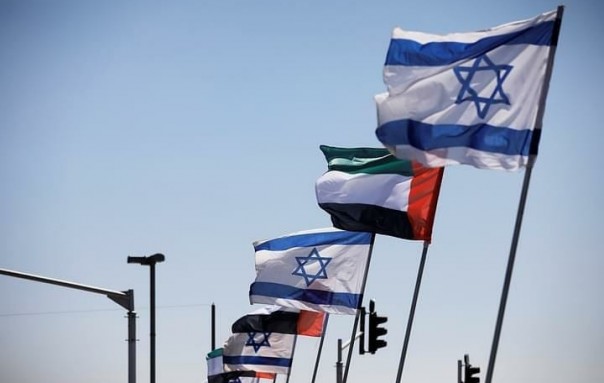 Bendera UEA Bersanding Dengan Israel, Aktivis Palestina: Perihnya Dikhianati Saudara Sendiri (foto/int)