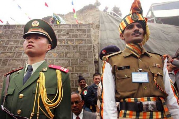 Militer China dan India (ilustrasi). 