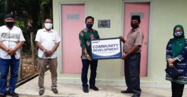 Tingkatkan Kualitas Pendidikan di Kuansing, RAPP Bangun Toilet di Sekolah Mitra