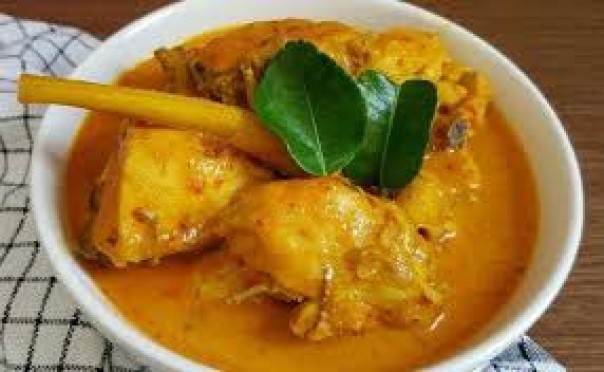 Resep Gulai Ayam, Masakan Sederhana Namun Dapat Manjakan Lidah  RIAU24.COM