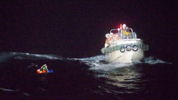 Kapal Kargo Dengan Awak Kapal Beserta Ribuan Ternak Hilang Terbawa Topan di Lepas Pantai Jepang