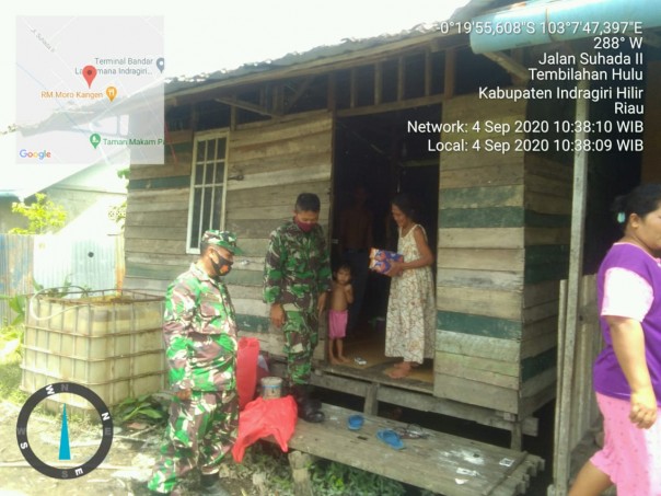 Jumat Berkah, Kodim 0314 Inhil Membagikan Nasi Kotak ke Rumah-rumah Warga di Tembilahan Hulu (foto/int)