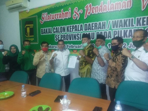 PPP serahkan SK dukungan pada pasangan Asri -Fuad di kantor DPW PPP Riau