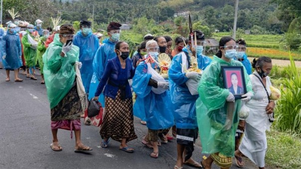 Lonjakan COVID-19 Bali Terjadi, Alat Tes Cepat yang Tidak Akurat Bagi Pengunjung Ditengarai Jadi Penyebabnya