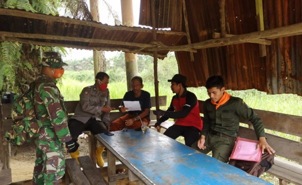 Polsek Pangkalan Kerinci bersama TNI, Manggala Agni dan MPA Gelar Patroli Karhutla