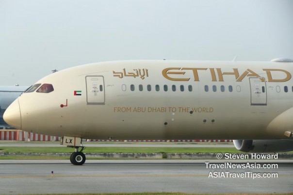 Etihad Airways Memberi Penumpangnya Asuransi COVID-19 Secara Gratis