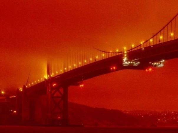Langit Merah Dan Peringatan Zona Merah Di Seluruh AS - Apa Arti Tragedi Ini Bagi Penghuni Bumi ?