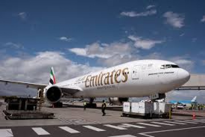 Regulator AS Mendenda Emirates USD 400 Ribu Untuk Penerbangan di Atas Iran