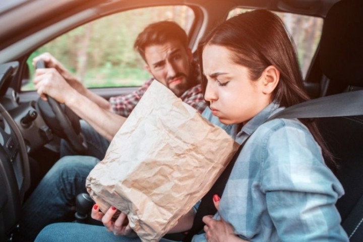 Berikut 4 Tips Untuk Menghindari Pusing dan Mual Saat Berkendara