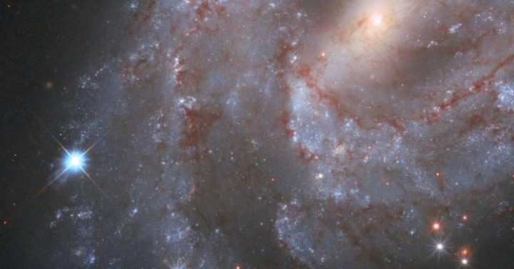NASA Membagikan Gambar Mencengangkan Dari Bintang Meledak yang Berjarak 70 Juta Tahun Cahaya Dari Bumi