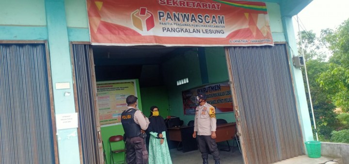 Polsek Pangkalan Lesung Laksanakan Patroli ke Kantor PPK dan Panwaslu Kecamatan Pangkalan Lesung