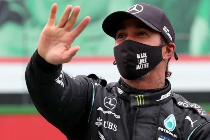 Dengan 92 Kemenangan Dalam F1, Lewis Hamilton Berhasil Pecahkan Rekor Michael Schumacher