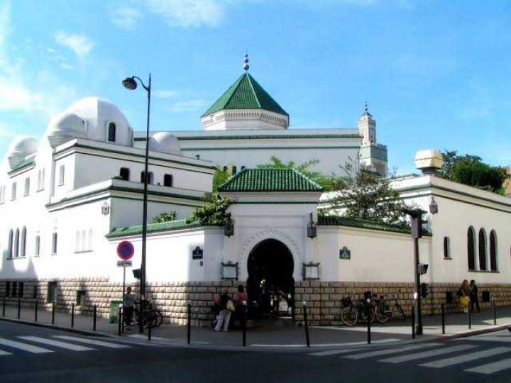 Masjid Raya Paris,  saksi perkembangan Islam di Prancis.  Foto :int