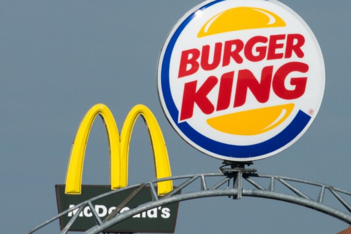 Pertama Kali Dalam Sejarah, Burger King Minta Agar Pelanggannya Belanja di Mc Donalds, Ternyata Ini Alasannya...
