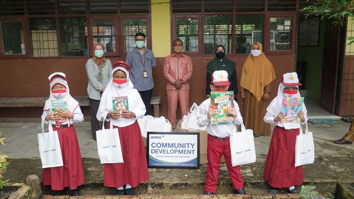 607 Paket Buku Cegah Siswa Jenuh Selama Pandemi (foto/ist)