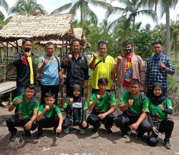 Atlet Forki Inhil Wakil Riau di KOSN 2020 (foto/rgo)