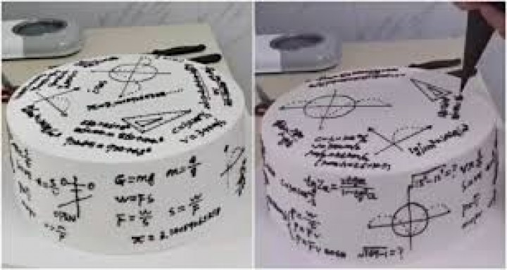 Luar Biasa, Tukang Roti Ini Membuat Kue Penuh Rumus Untuk Para Genius Matematika
