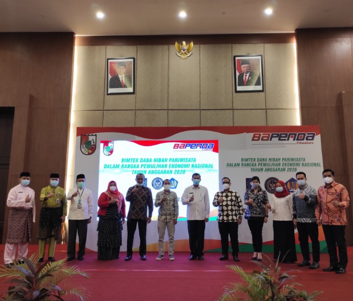 Momen foto bersama Walikota Pekanbaru