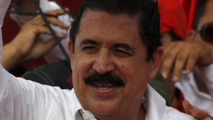 Mantan Presiden Honduras Zelaya Ditangkap di Bandara Dengan Sekantong Uang