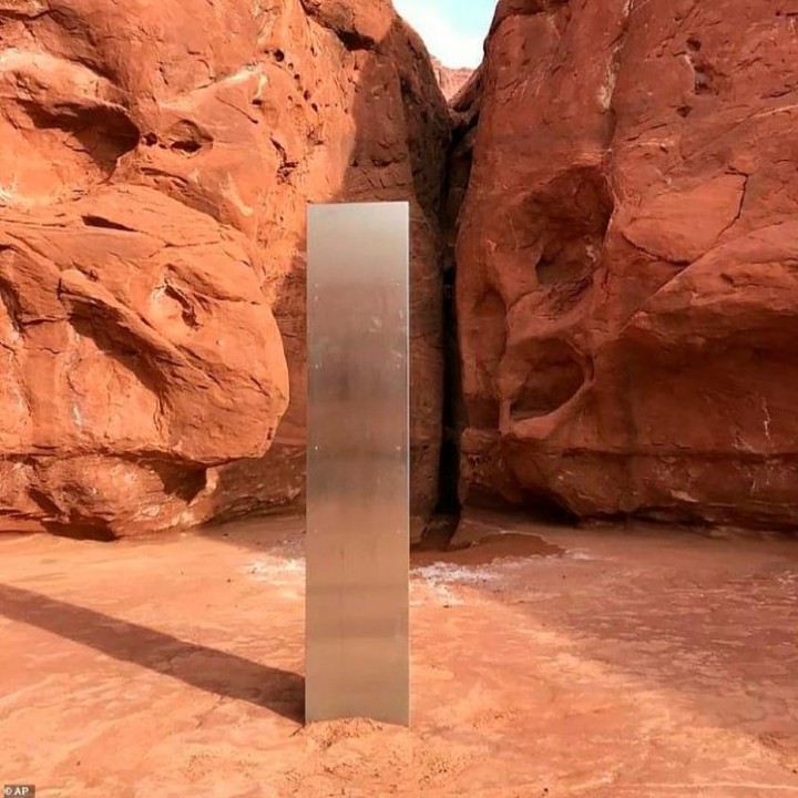 Ingat Metal Monolith Yang Hilang Dari Utah? Struktur Yang Mirip Telah Ditemukan Di Rumania