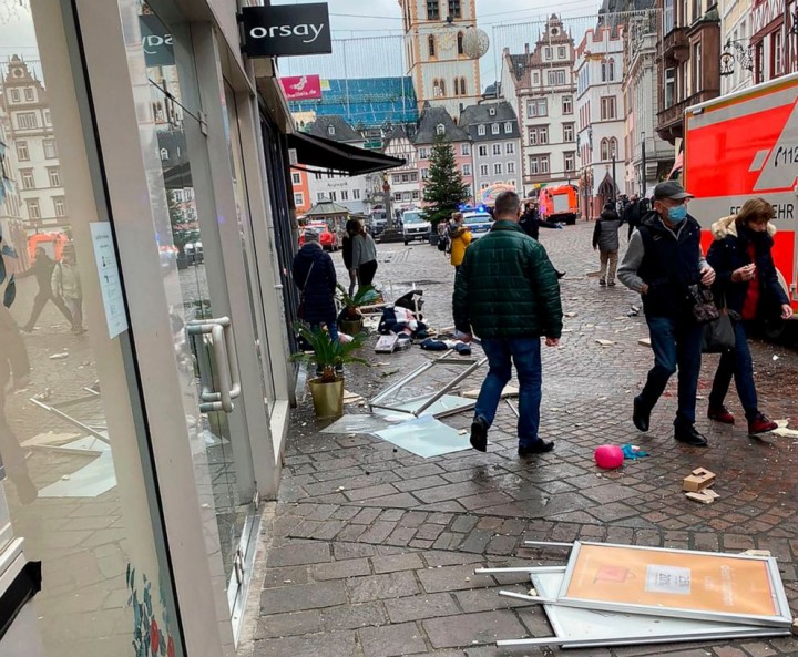 Sedikitnya 4 Orang Tewas Saat Sebuah Mobil Memasuki Kawasan Pejalan Kaki di Trier, Jerman