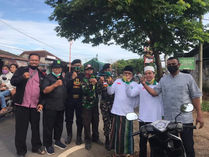Kebersamaan FPI dan Banser Banyuwangi Jawa Timur, Netizen: Salut, Teruslah Bersatu (foto/int)