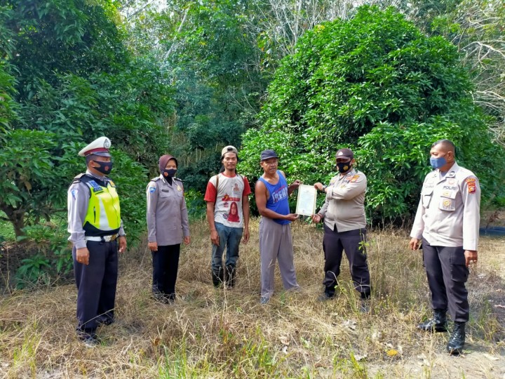 Cegah Karhutla, Polsek Pangkalan Kuras Libatkan Polwan Sosialisasi Maklumat Kapolda Riau
