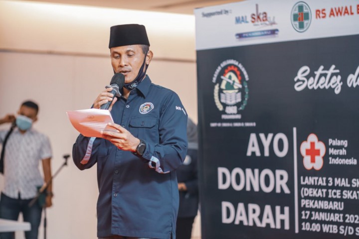 Ketua Umum IKA 4968, Brigjen TNI M Syech Ismed saat memberikan sambutan di Aksi Donor Darah 4968 Sehat