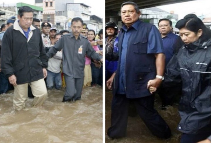 Tak Perlu Pakai Mobil Presiden, SBY Tinjau Lokasi dan Korban Banjir Walau Celana Basah (foto/int) 