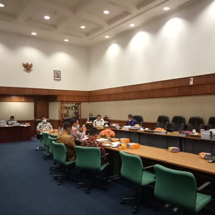 Komisi III DPRD Riau hearing dengan pansel seleksi Komisaris dan Direksi PT PIR dan SPR