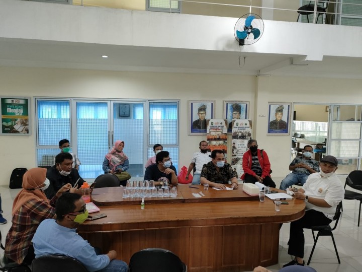 Rapat pengurus PWI Riau