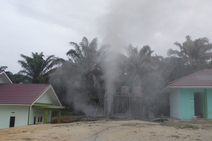 Semburan gas di Pekanbaru
