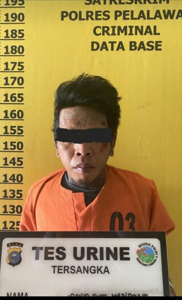 Alami Kecelakaan, Pria Ini Malah Ditangkap Polres Pelalawan Karena Ketahuan Simpan Narkoba di Dompet (foto/Ardi) 