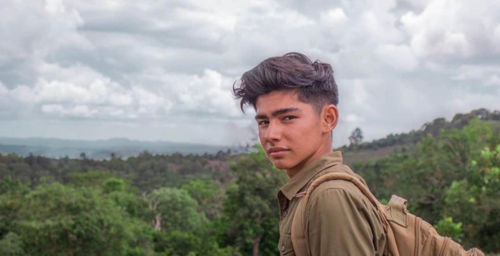 Idola Baru, Andre Kalaweit Youtuber yang Tinggal di Hutan Kalimantan Selama 24 Jam (foto/int) 