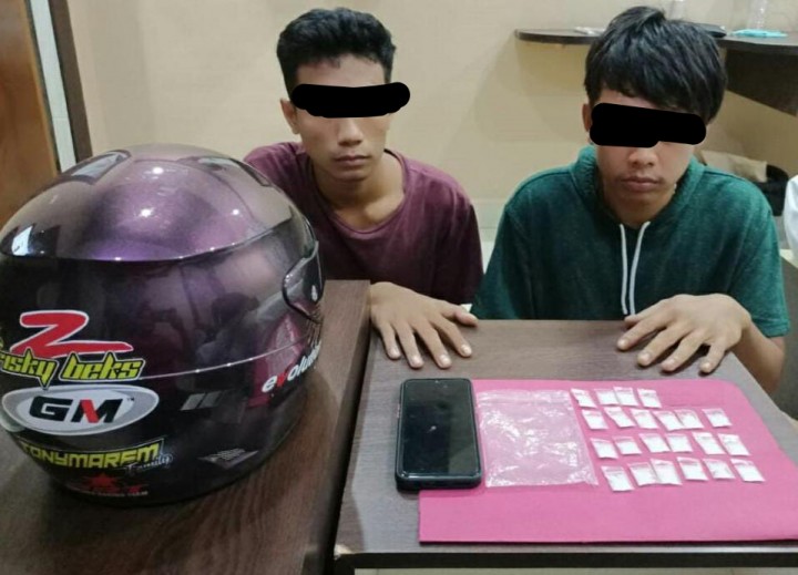 Polres Siak Tangkap Dua Pengedar Narkoba di Kecamatan Tualang Kabupaten Siak (foto/lin) 