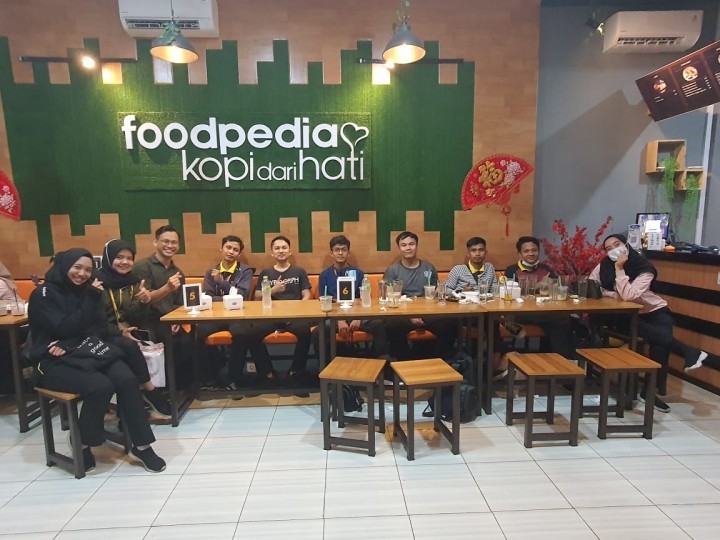 Weekend, FoodPedia Jalan Tanjung Datuk Hadirkan Live Music untuk Pelanggan