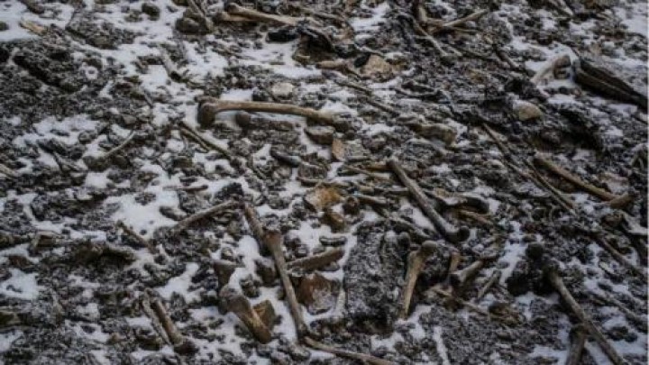 Seram, Ratusan Kerangka Mayat Berserakan di Danau Pegunungan Negara Ini (foto/int) 