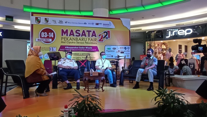 Talk show Masyarakat Sadar Wisata (Masata) Pekanbaru Fair 2021 di Mal Ciputra Pekanbaru