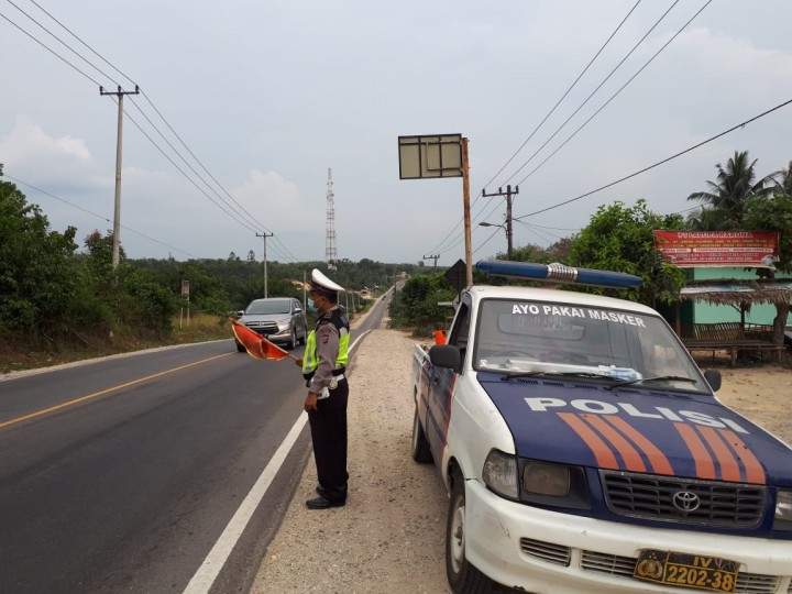 Polsek Pangkalan Kuras Rutin Laksanakan Giat Pengaturan dan Patroli di Daerah Laka Lantas