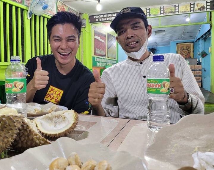 Baim Wong dan UAS Sama-sama Hobi Makan Durian (foto/int) 