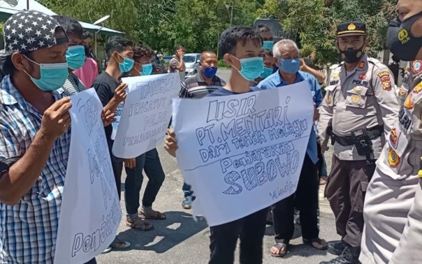 Aksi damai warga meminta pencatut nama Polda Riau ditangkap